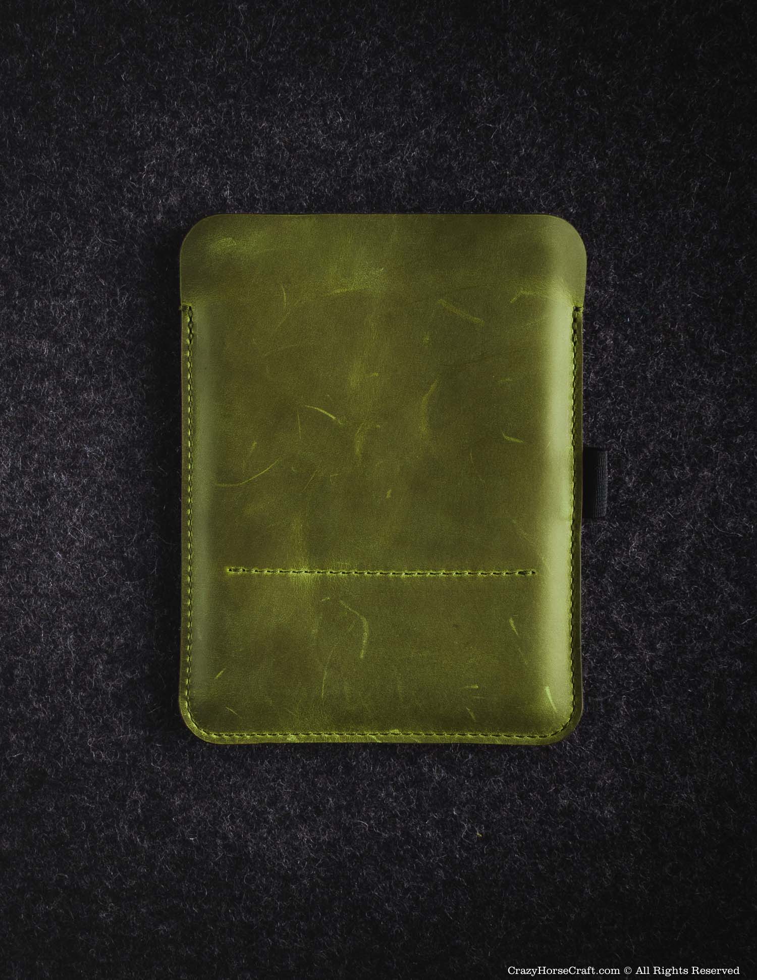 #color of the leather_alpine green