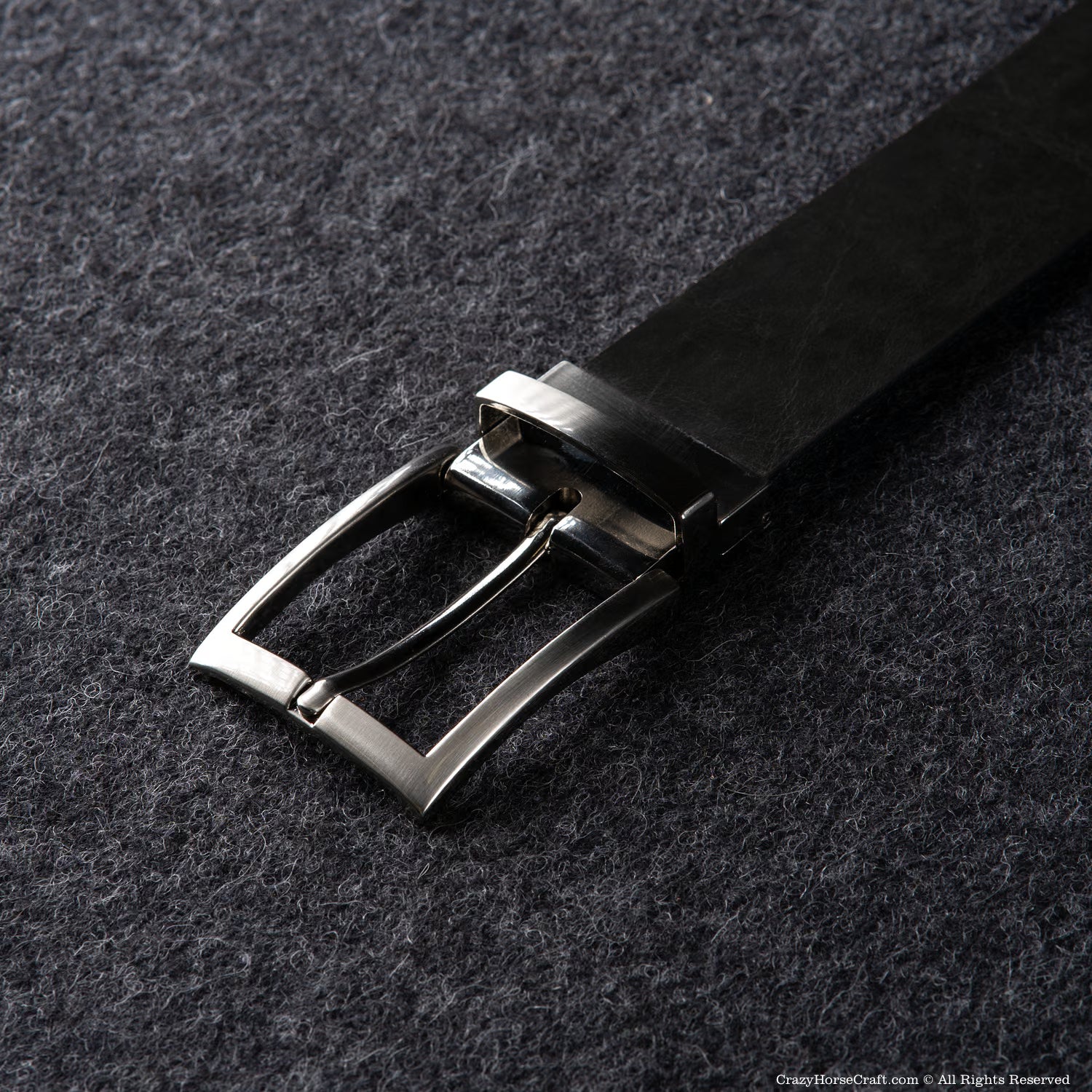 Vegetable Tanned Leather Belt | Carbon Black