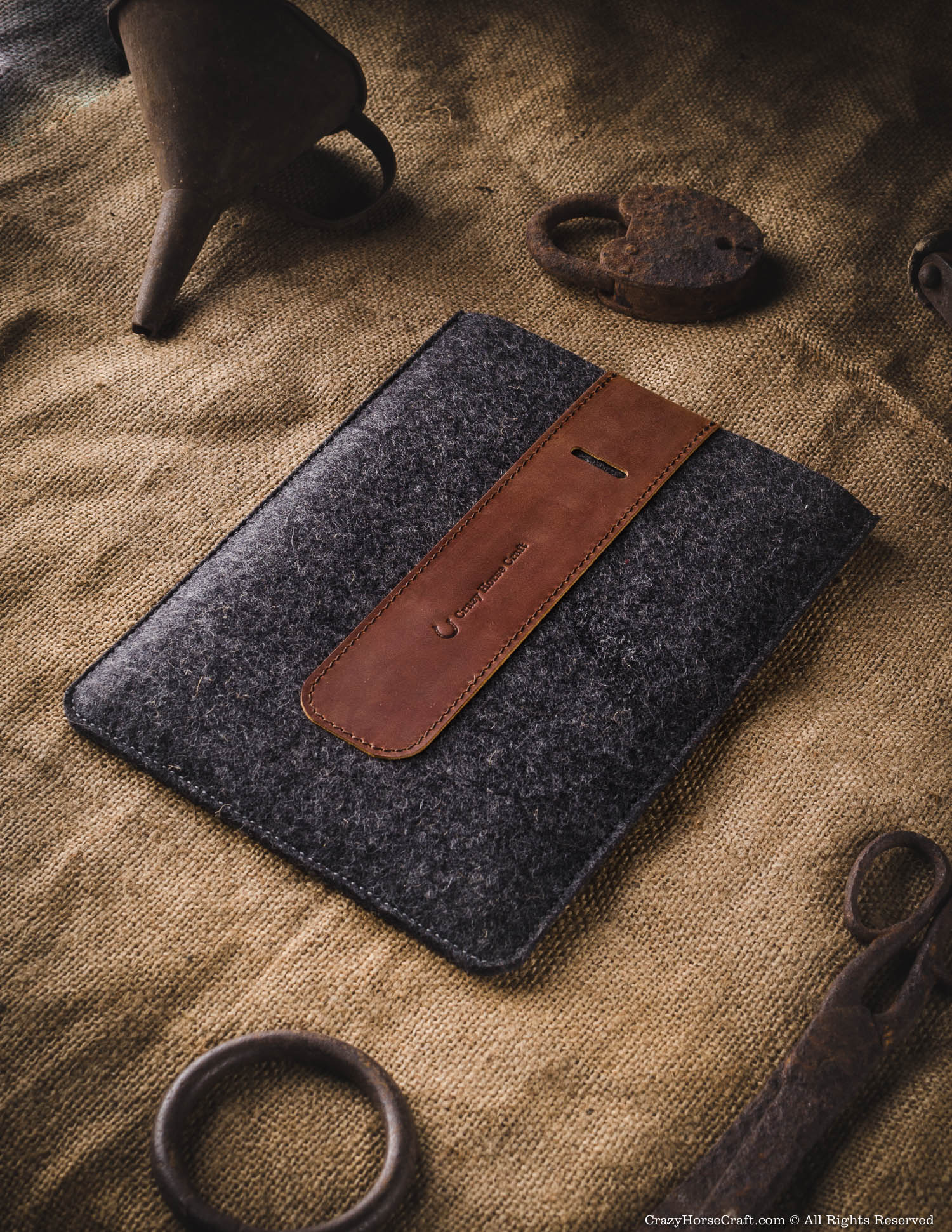 Wool Felt iPad Sleeve | Classic Brown