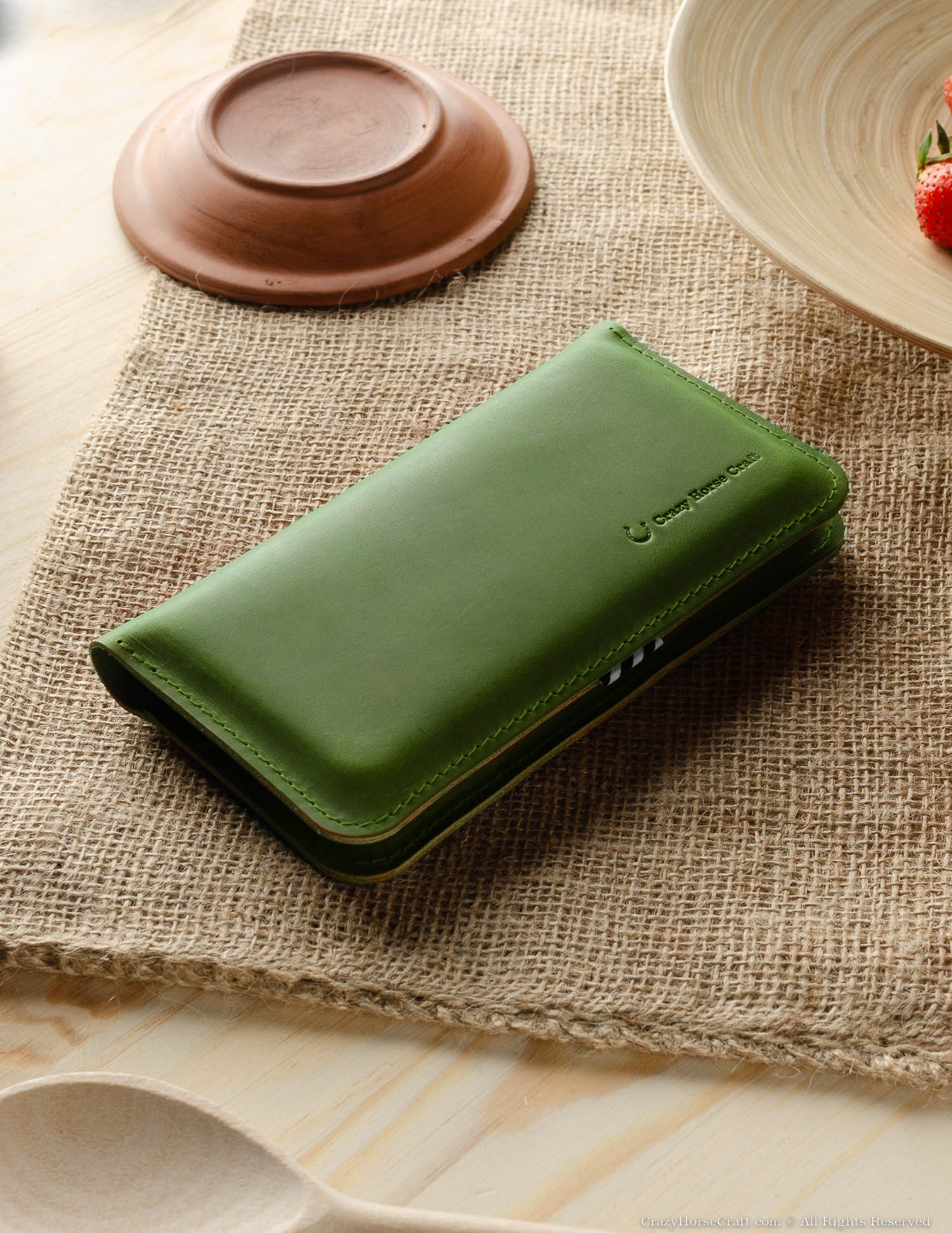 Vegetable tanned Leather wallet case for two phones alpine green