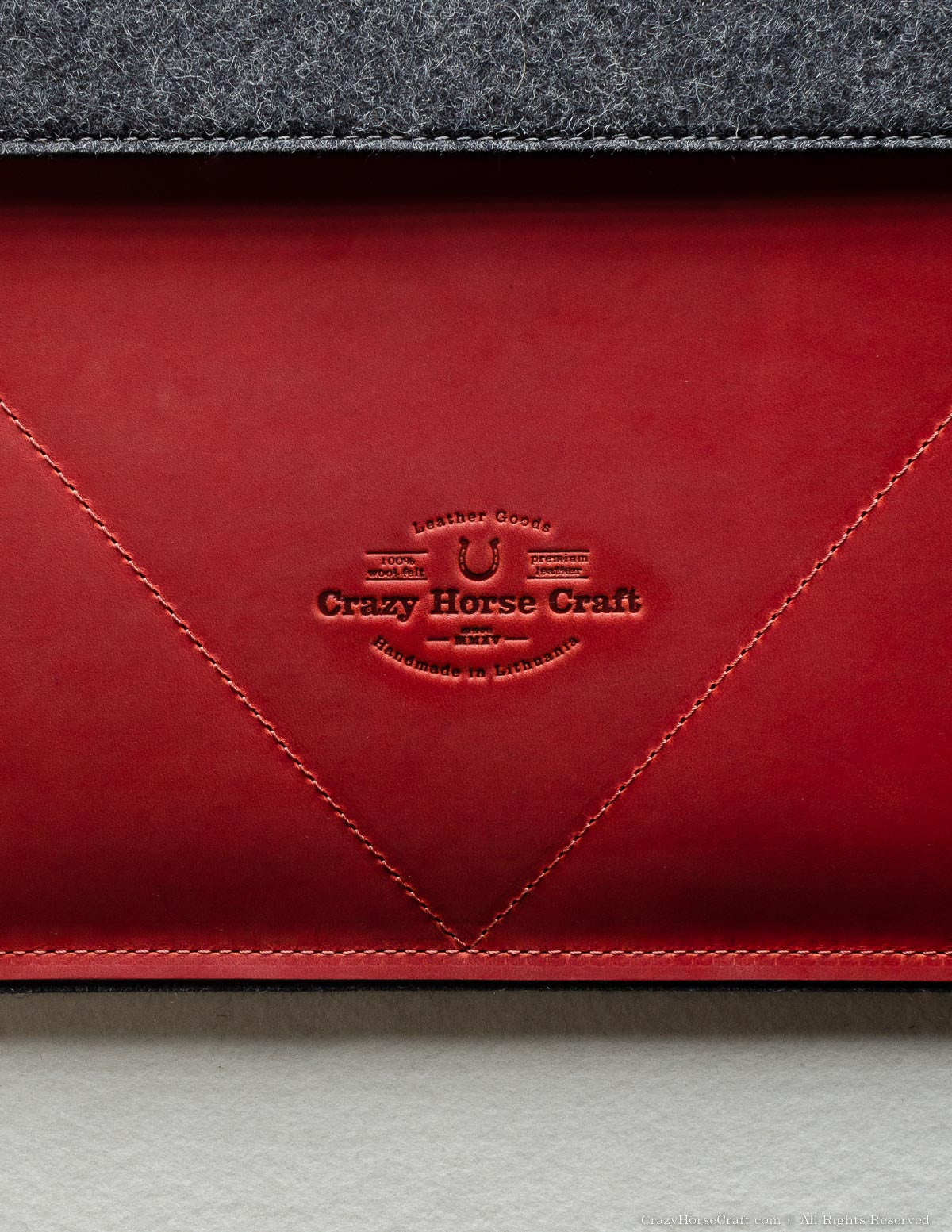 Leder MacBook Pro/Air Hülle, Tasche | Fragola Red