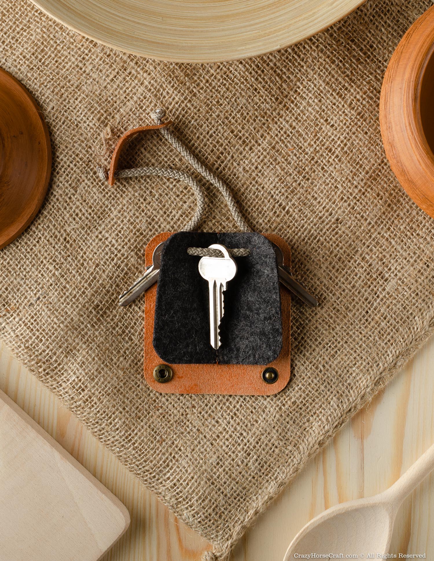 Leather Key Organiser & Holder | Fragola Red