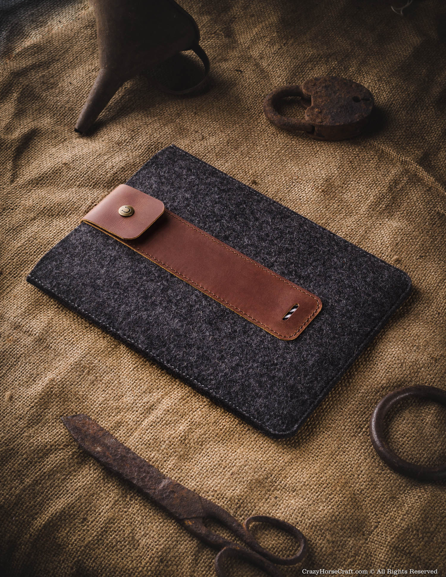iPad-Hülle aus Wollfilz | Classic Brown