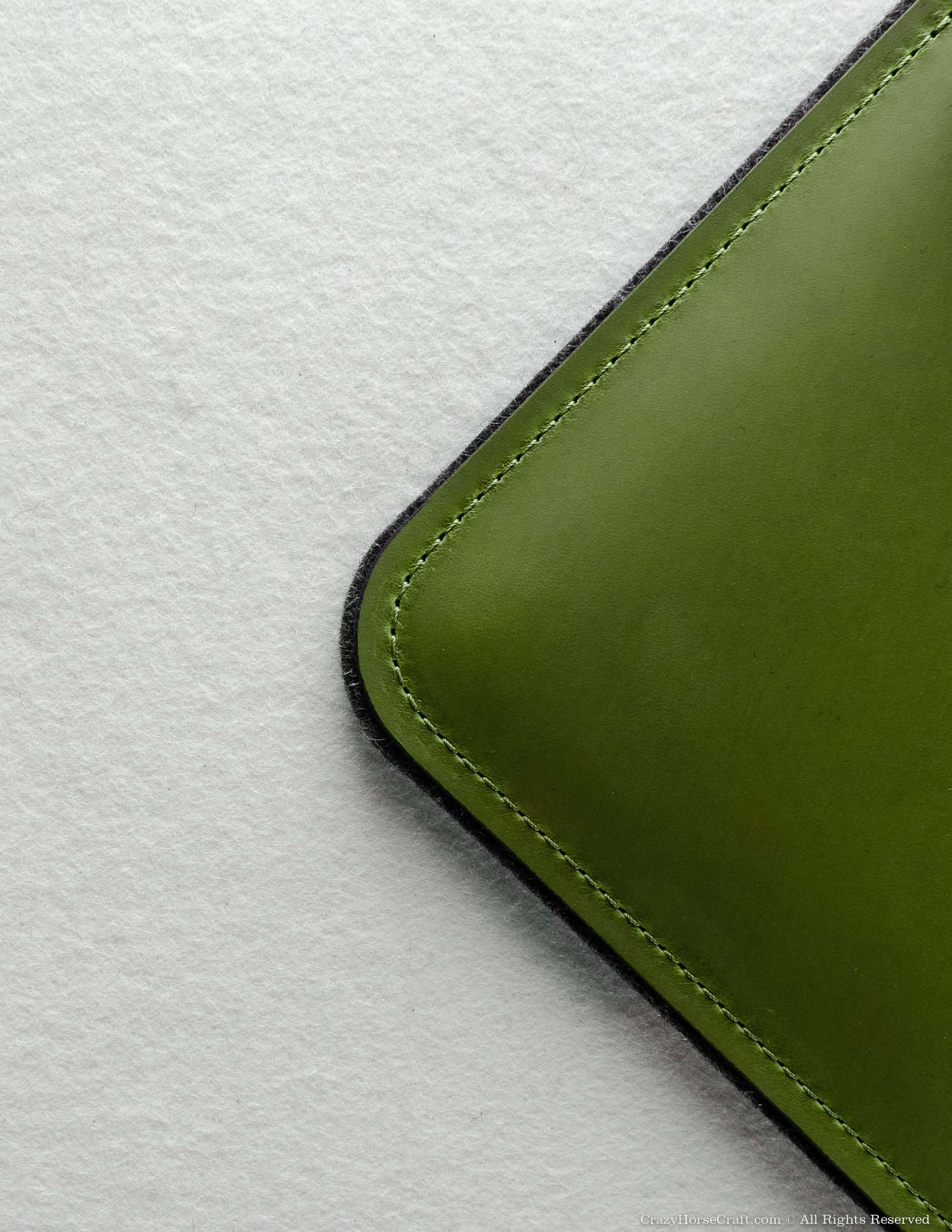 Leather iPad Pro/Air Case | Alpine Green