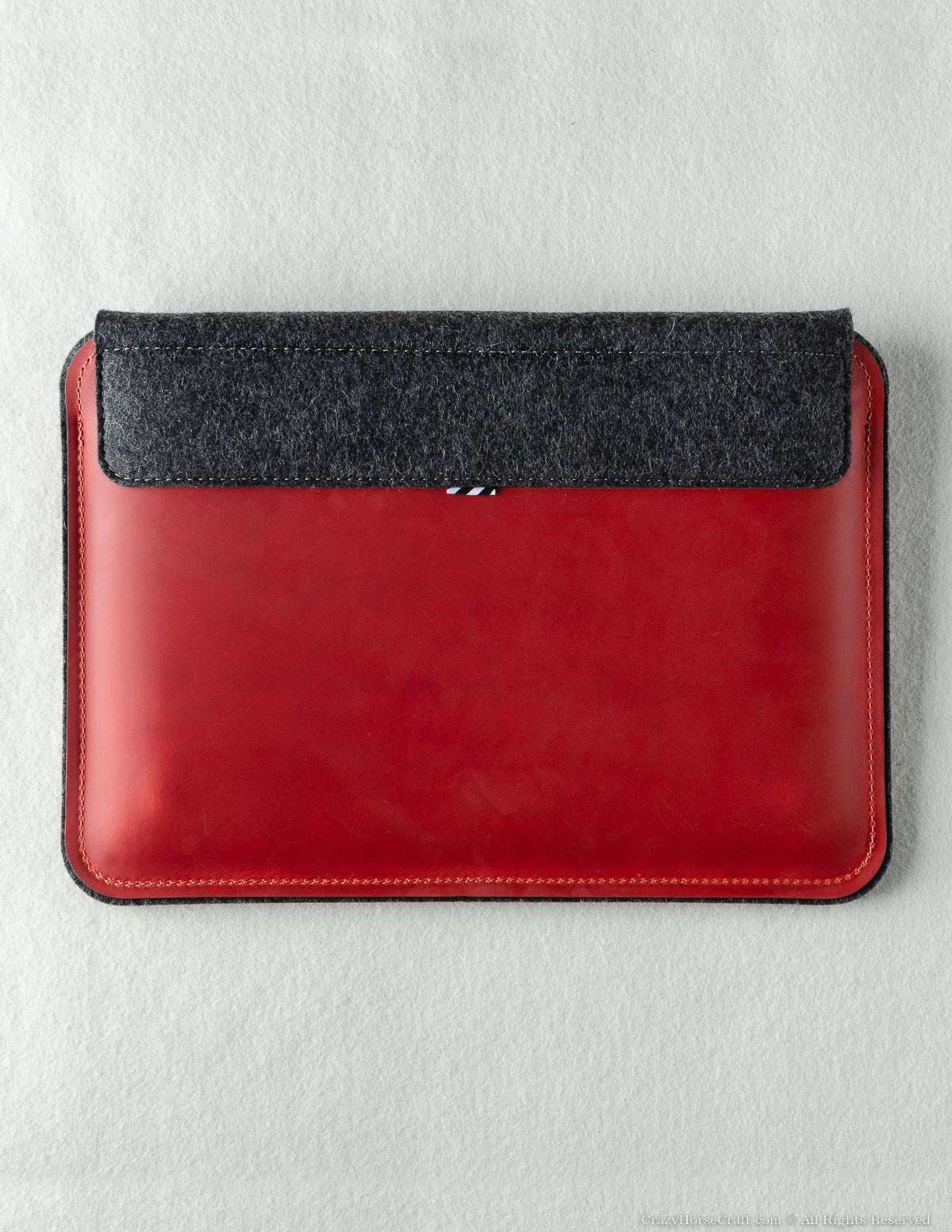 Leather MacBook Pro/Air sleeve, case | Fragola Red