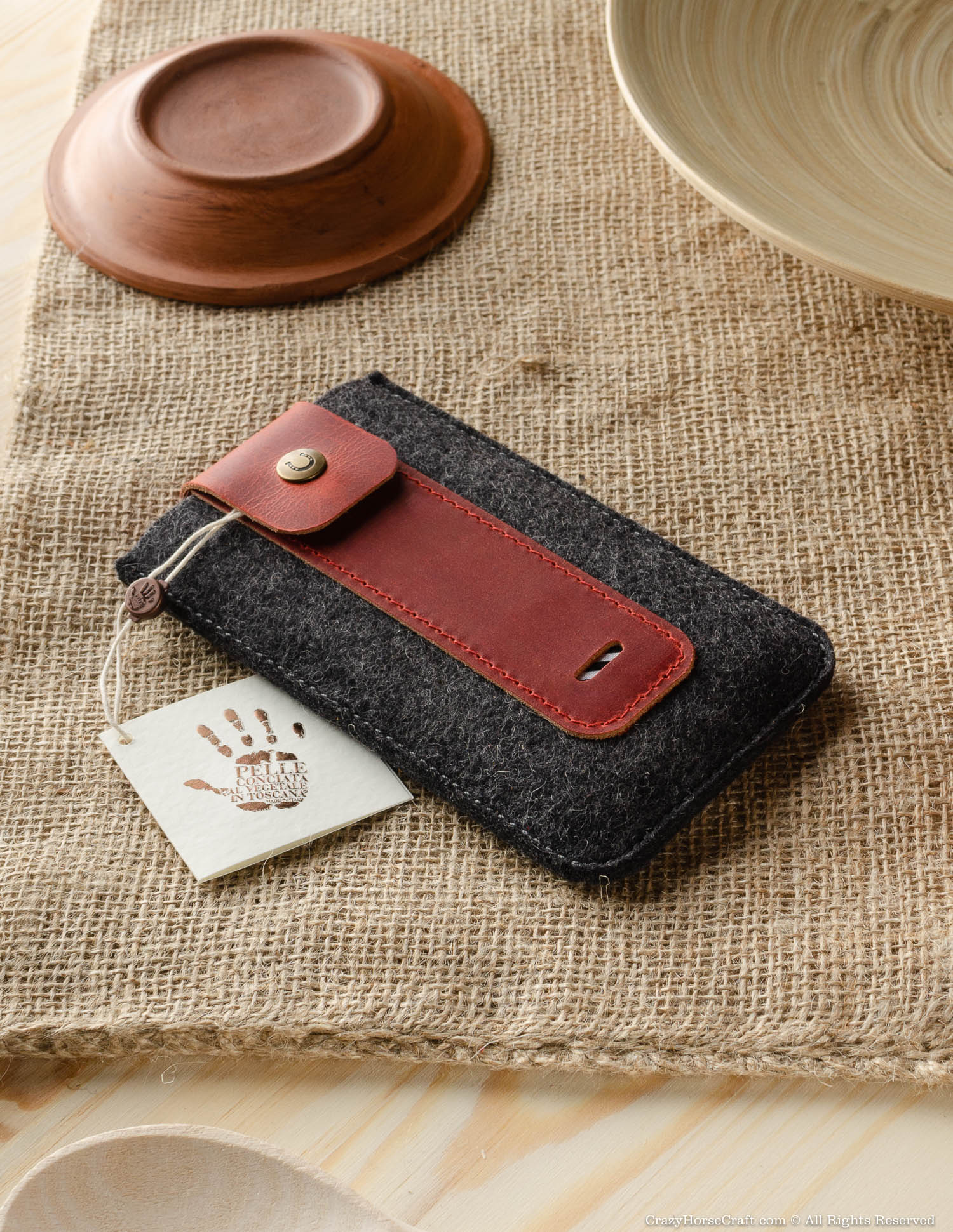 Wool Felt Phone Sleeve / Case | Fragola Red