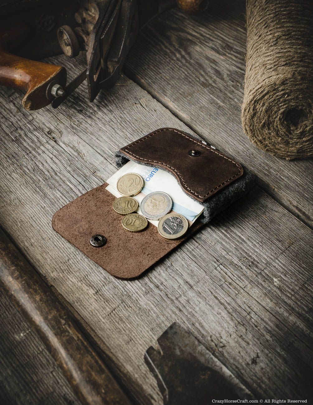 Leather simple wallet and coin purse, brown