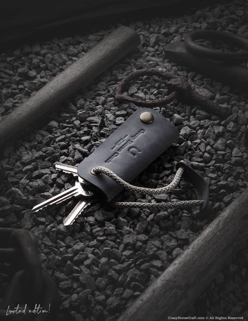 Leather key holder, organiser, grey