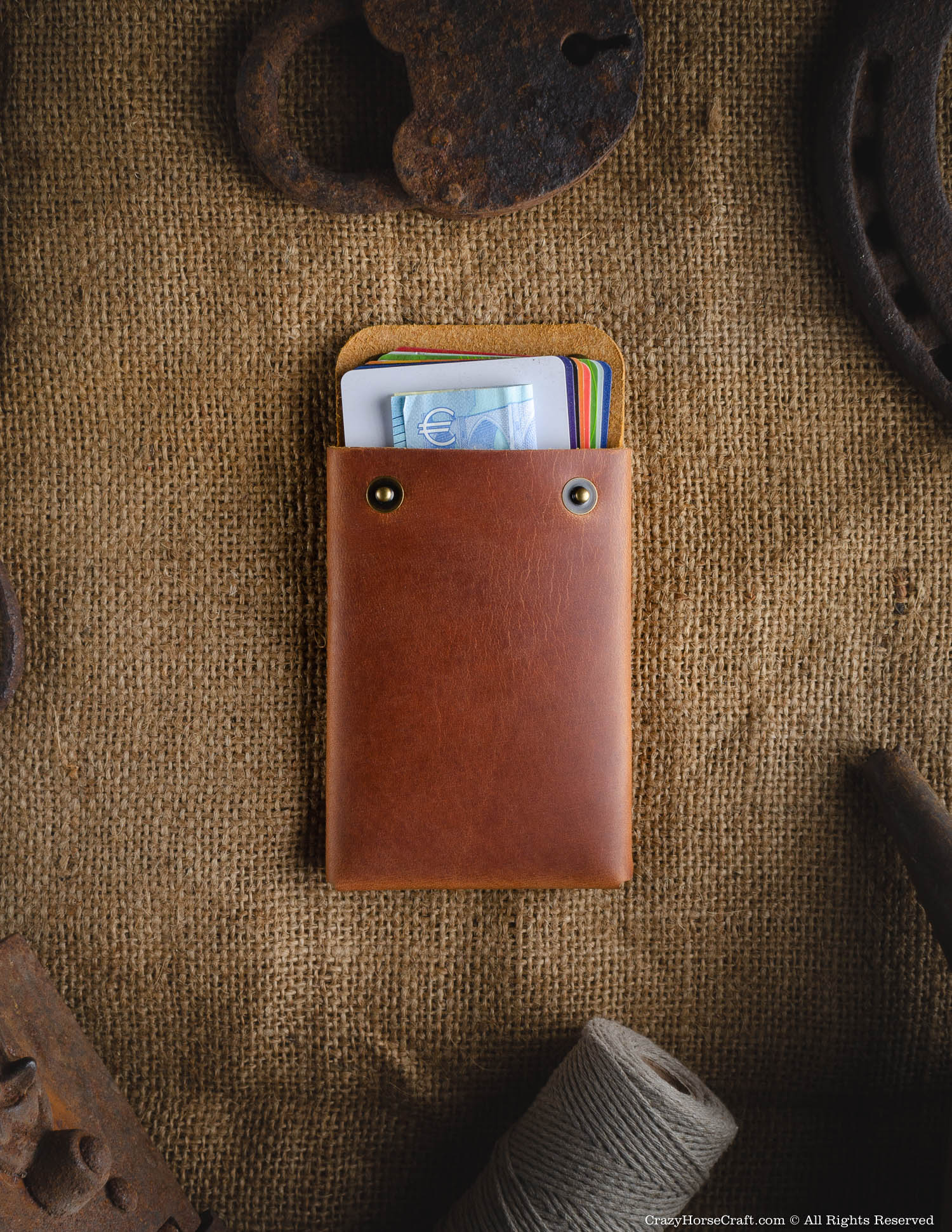 Minimalistic leather wallet/card holder | Classic Brown