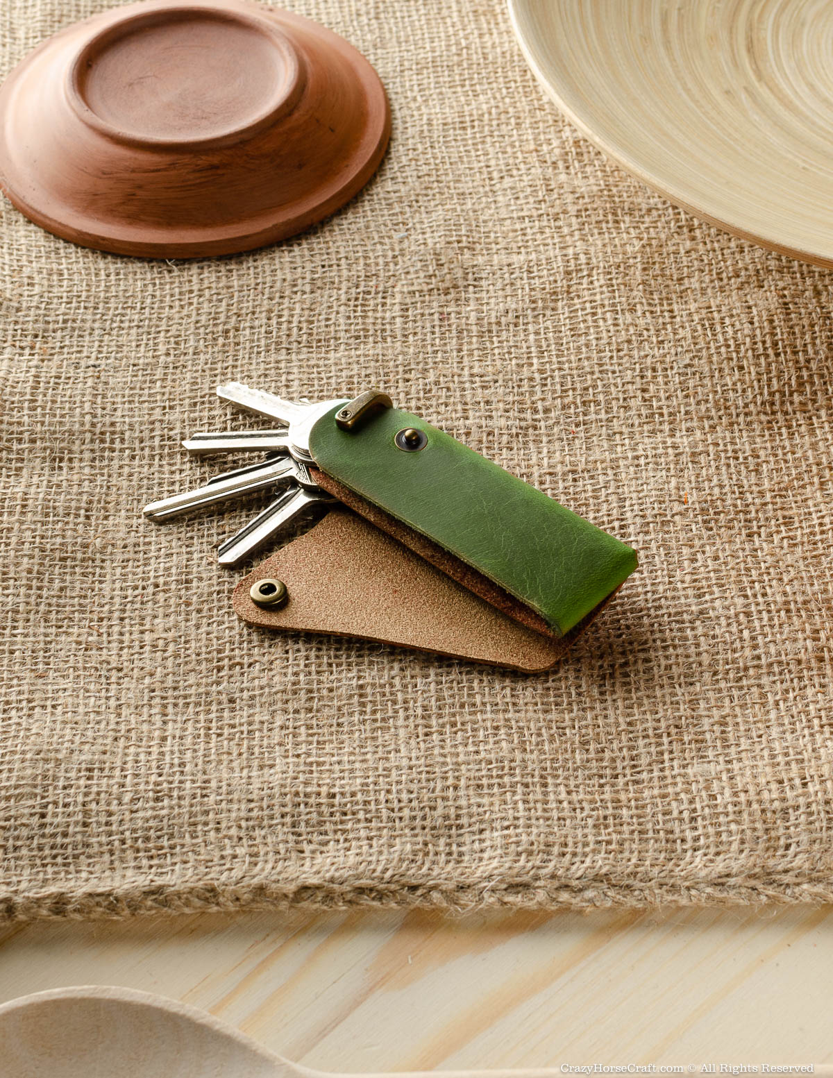 Minimalist Leather Key Organiser/Holder | Alpine Green
