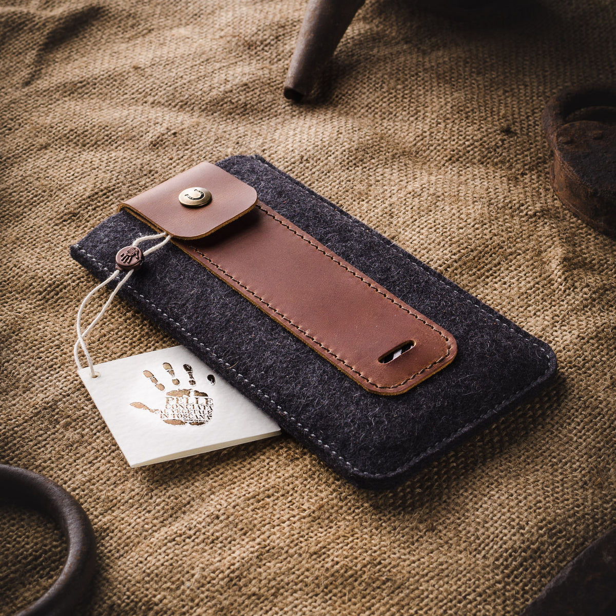 Wool Felt Phone Sleeve / Case | Classic Brown Wool Felt Phone Sleeve / Case | Classic Brown